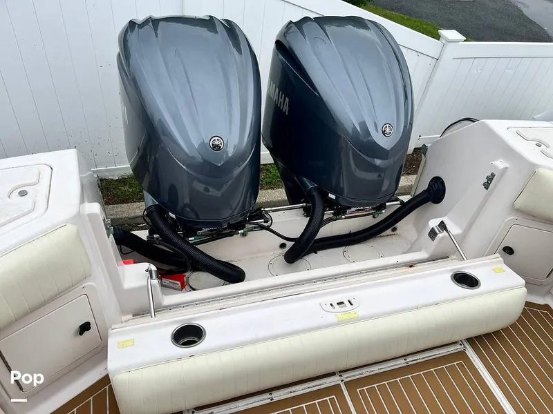 Slide: The Image of Grady-White Express 265 2002 - 15508990