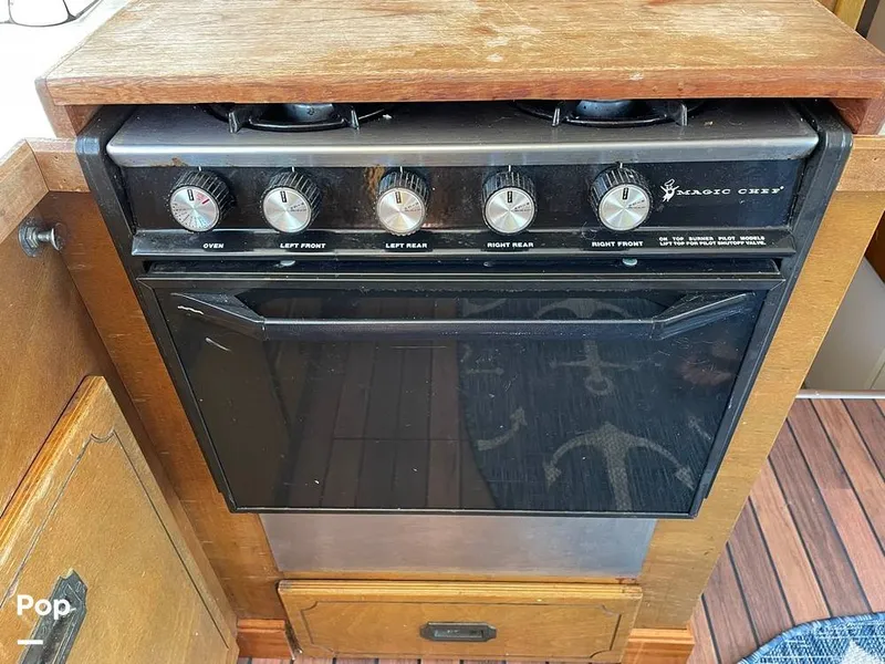 Slide: The Image of Tollycraft Tri-cabin 34 1975 - 15507364