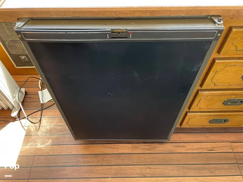 Slide: The Image of Tollycraft Tri-cabin 34 1975 - 15507365