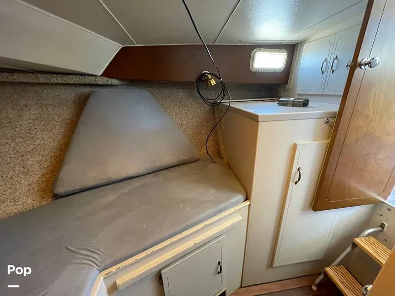 Slide: The Image of Tollycraft Tri-cabin 34 1975 - 15507371