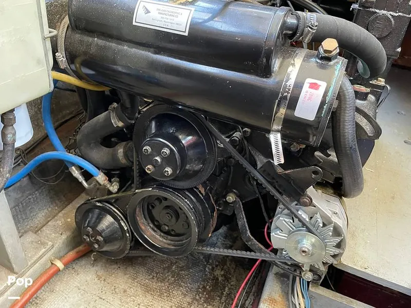 Slide: The Image of Tollycraft Tri-cabin 34 1975 - 15507397