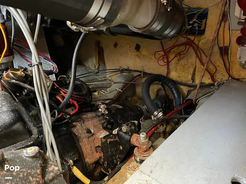 Slide: The Image of Tollycraft Tri-cabin 34 1975 - 15507398