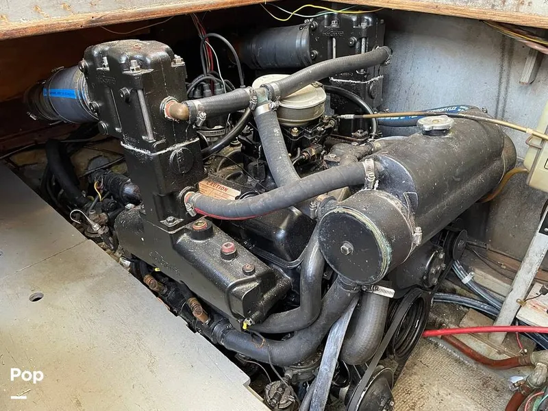 Slide: The Image of Tollycraft Tri-cabin 34 1975 - 15507399