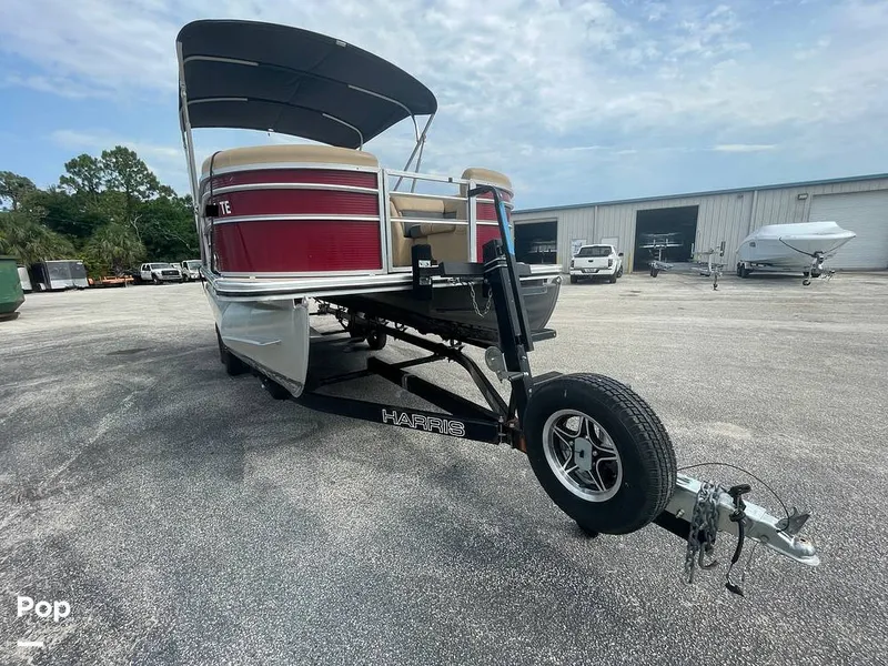 Slide: The Image of Harris Cruiser 210 2022 - 15497947