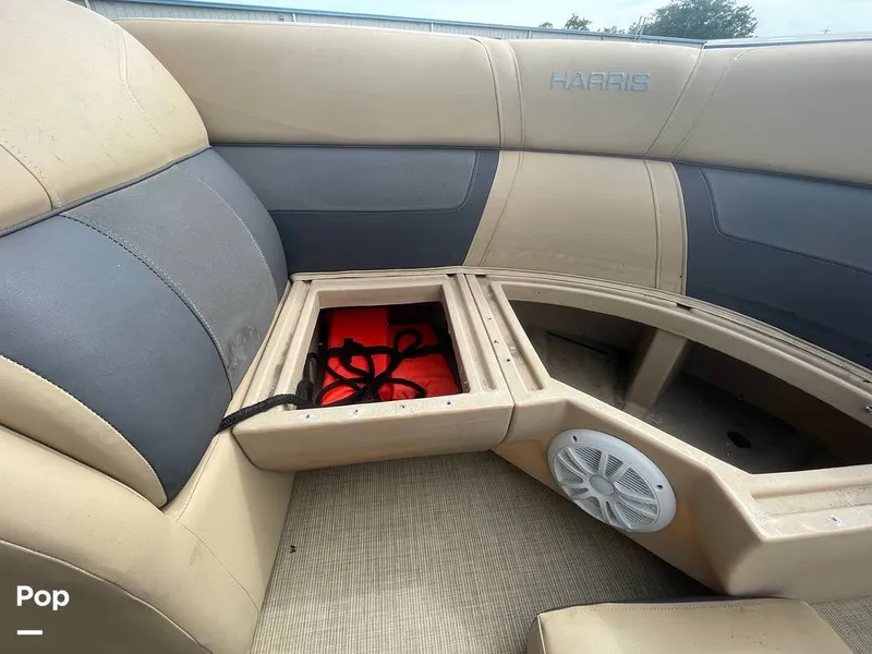 Slide: The Image of Harris Cruiser 210 2022 - 15497985