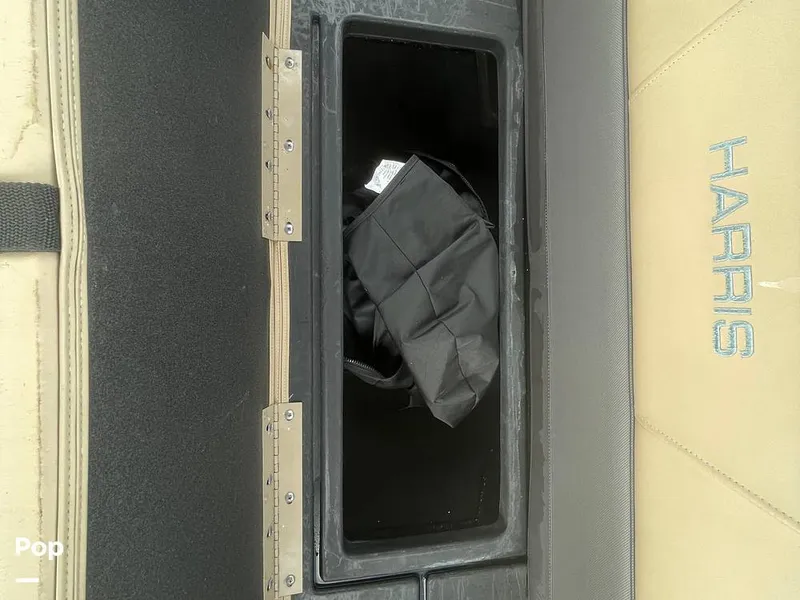 Slide: The Image of Harris Cruiser 210 2022 - 15497995