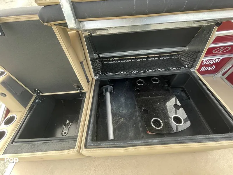 Slide: The Image of Harris Cruiser 210 2022 - 15498000