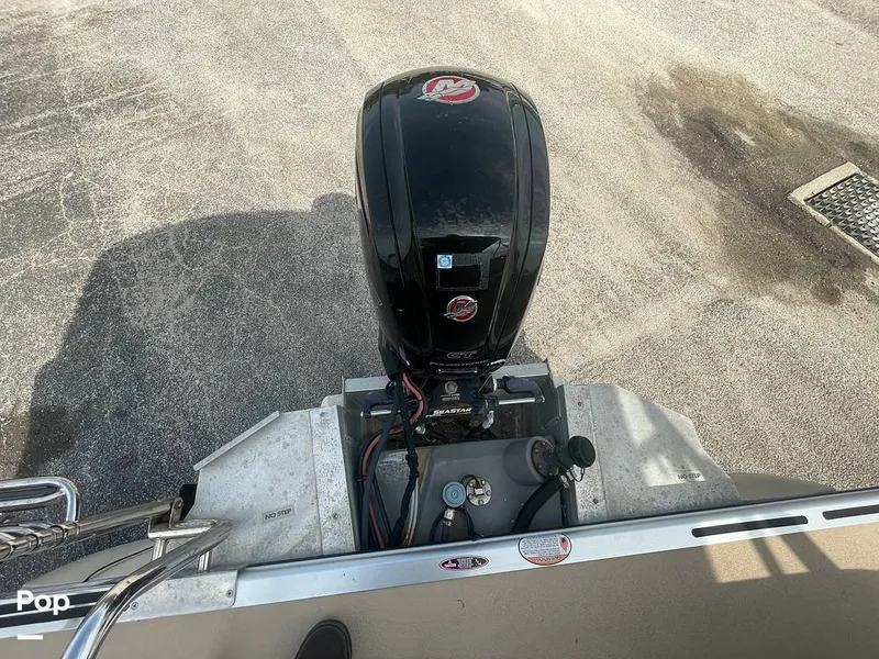 Slide: The Image of Harris Cruiser 210 2022 - 15498001