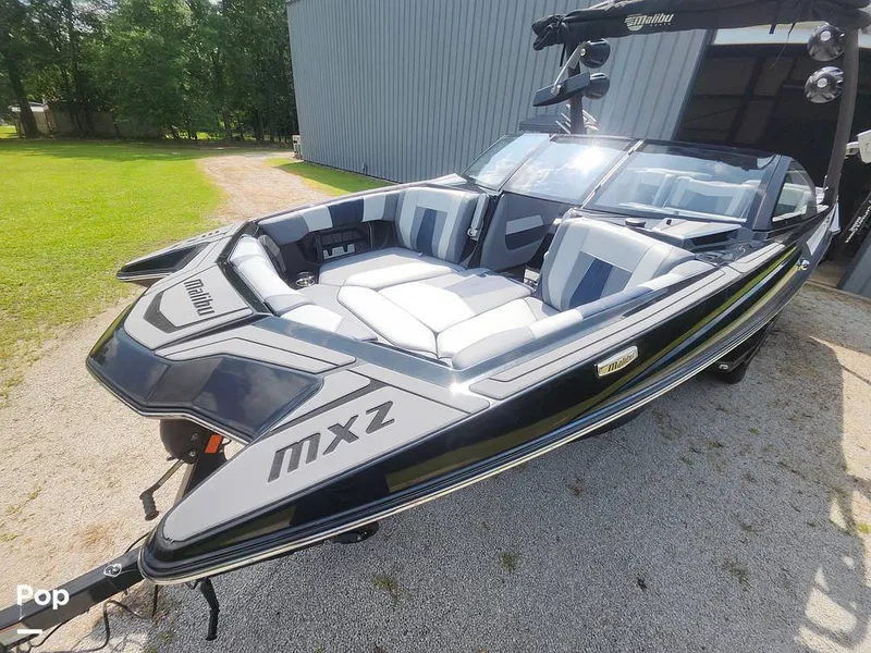 Slide: The Image of Malibu Wakesetter 24 MXZ 2023 - 15534301
