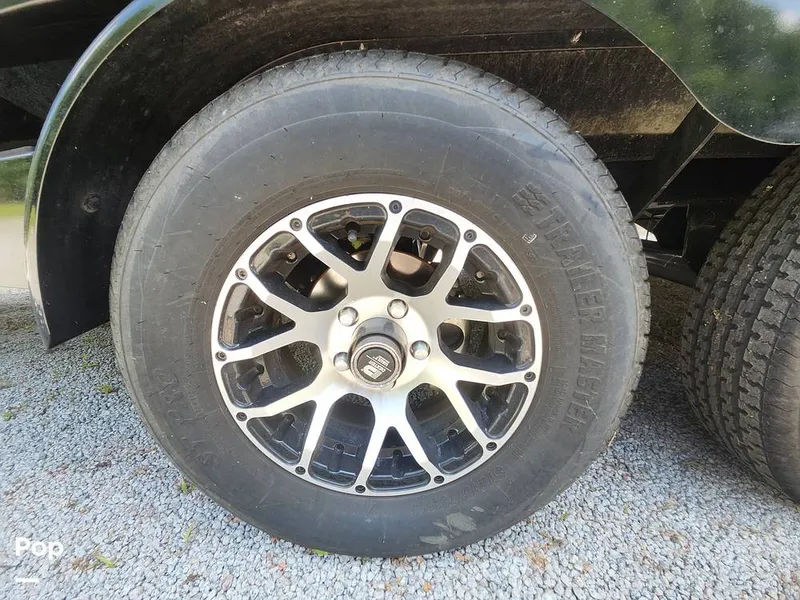 Slide: The Image of Malibu Wakesetter 24 MXZ 2023 - 15534559