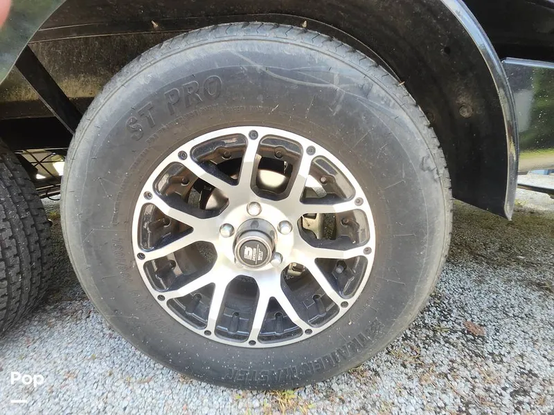 Slide: The Image of Malibu Wakesetter 24 MXZ 2023 - 15534561