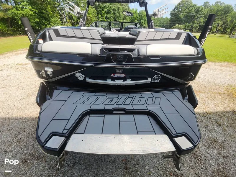 Slide: The Image of Replacement Part On The Way - 15534310