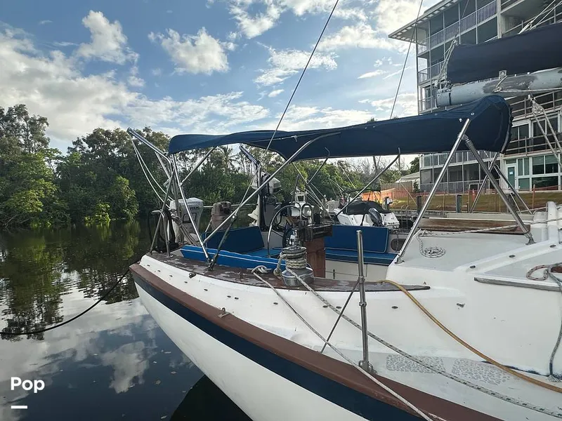 Slide: The Image of Pearson 424 Sloop 1981 - 15749391