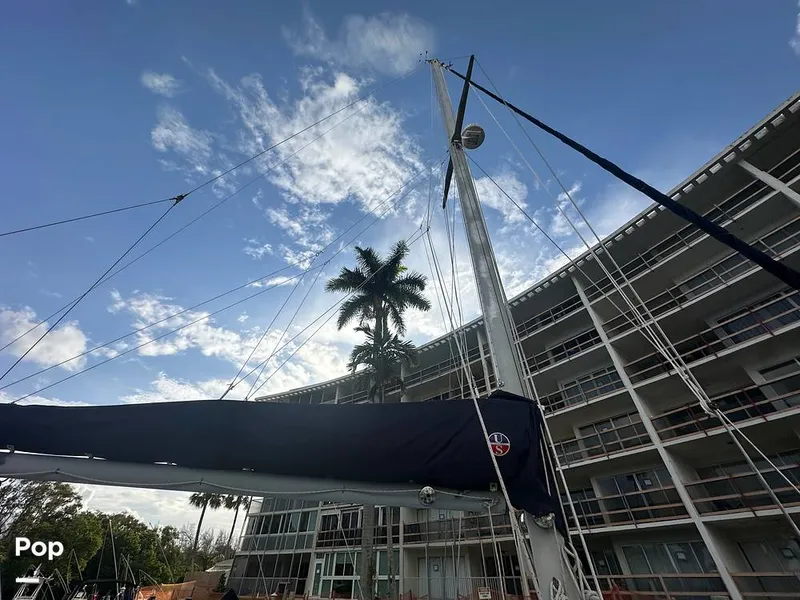 Slide: The Image of Pearson 424 Sloop 1981 - 15749393