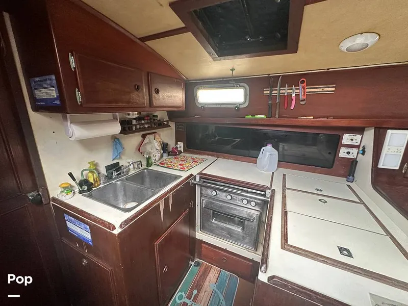 Slide: The Image of Pearson 424 Sloop 1981 - 15749451