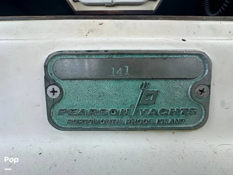 Slide: The Image of Pearson 424 Sloop 1981 - 15749413