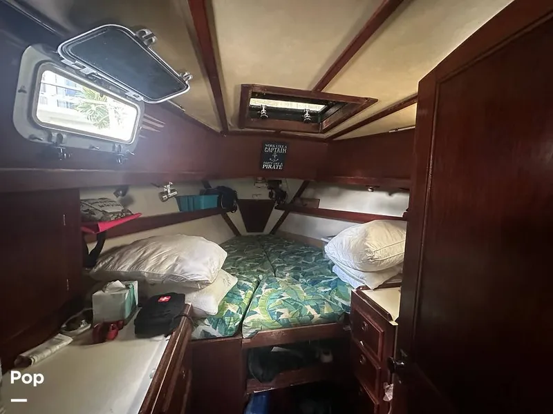 Slide: The Image of Pearson 424 Sloop 1981 - 15749473