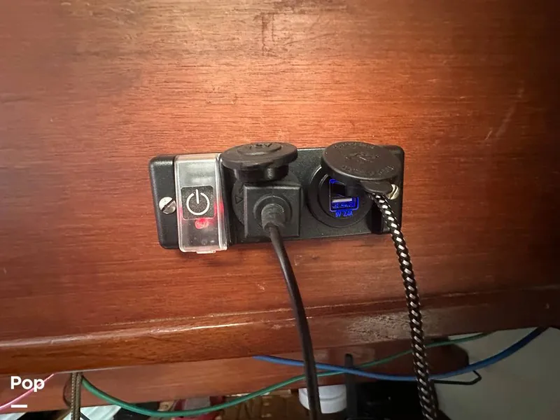 Slide: The Image of Pearson 424 Sloop 1981 - 15749443