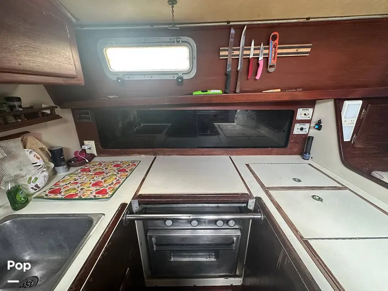 Slide: The Image of Pearson 424 Sloop 1981 - 15749453