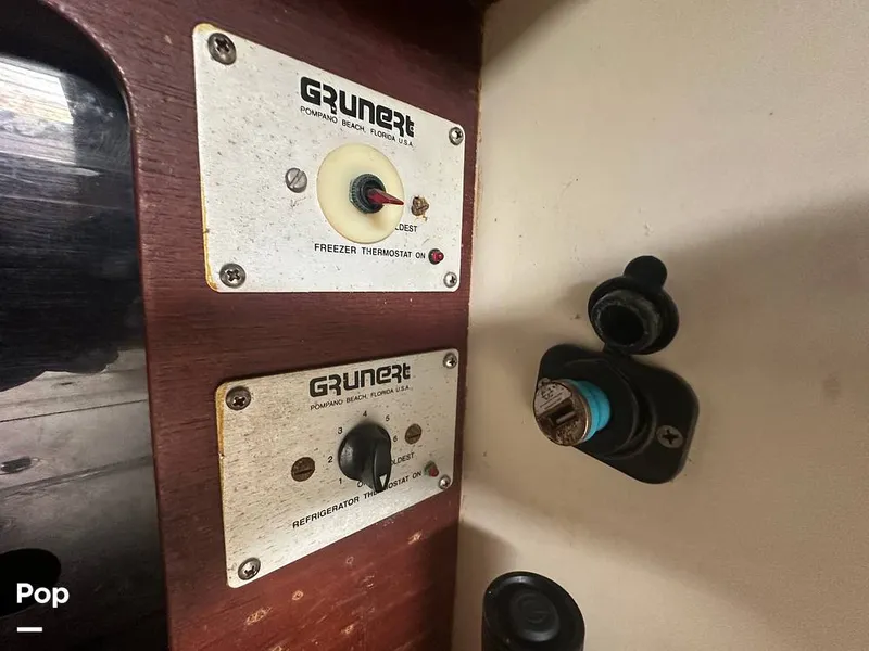 Slide: The Image of Pearson 424 Sloop 1981 - 15749460