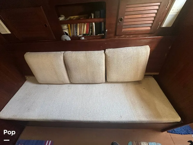 Slide: The Image of Pearson 424 Sloop 1981 - 15749465