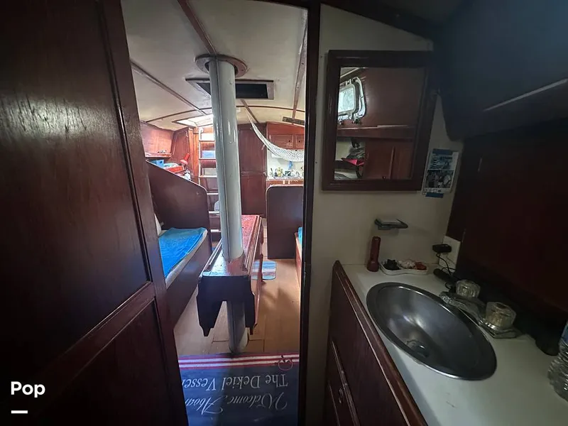 Slide: The Image of Pearson 424 Sloop 1981 - 15749634