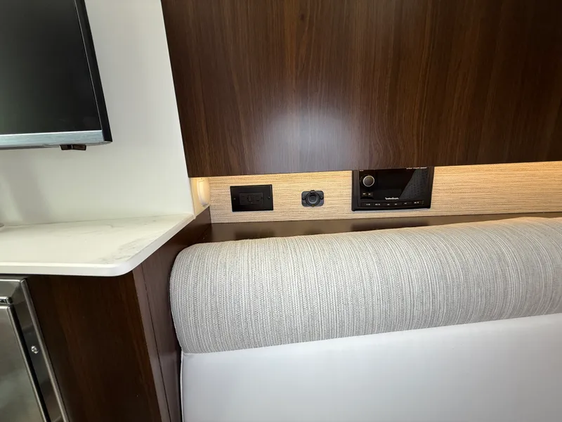 Slide: The Image of Cruisers 38 GLS 2025 - 44