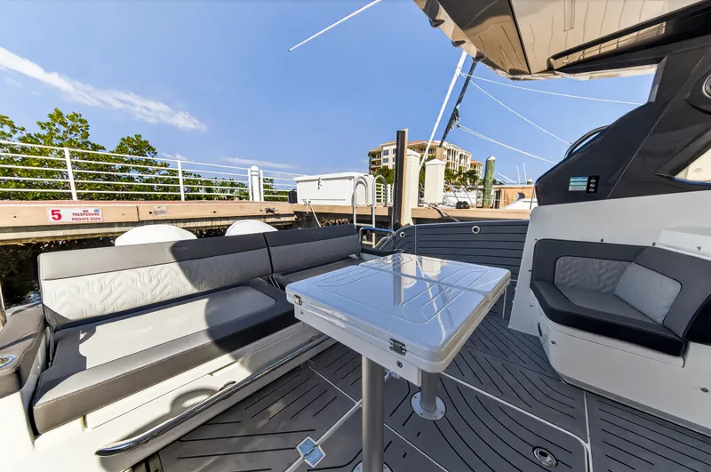 Slide: The Image of Galeon 375 GTO 2024 - 41