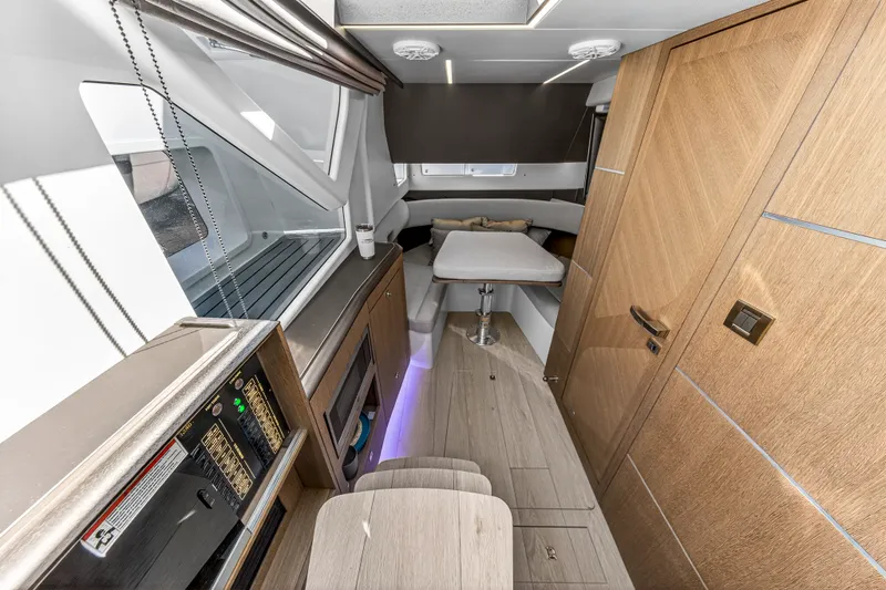 Slide: The Image of Galeon 375 GTO 2024 - 58