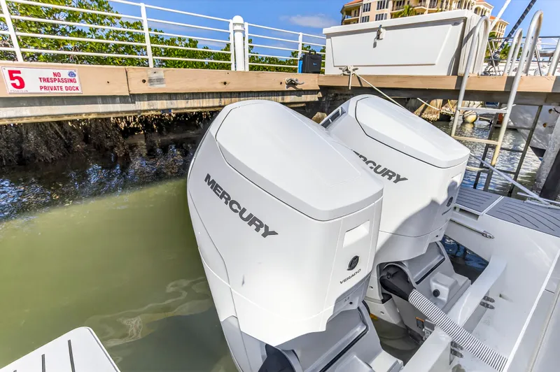 Slide: The Image of Galeon 375 GTO 2024 - 76