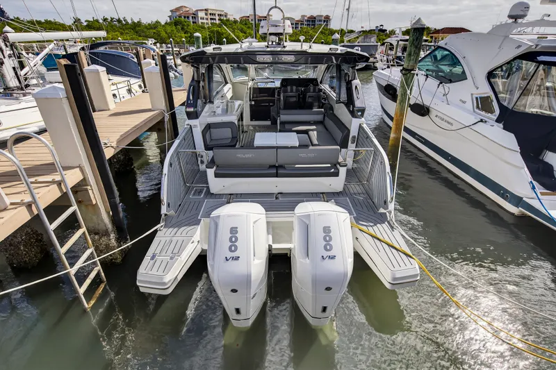 Slide: The Image of Galeon 375 GTO 2024 - 79