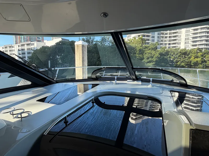 Slide: The Image of Sea Ray 470 SUNDANCER 2014 - 26