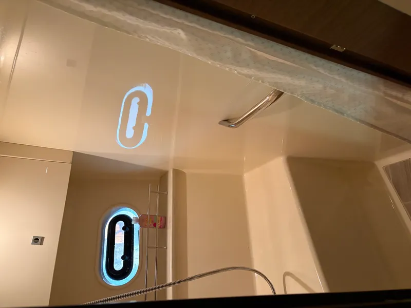 Slide: The Image of Sea Ray 470 SUNDANCER 2014 - 35