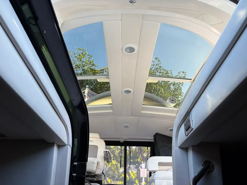 Slide: The Image of Sea Ray 470 SUNDANCER 2014 - 47