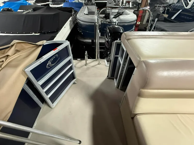 Slide: The Image of Crest 230 CREST II 2014 - 13