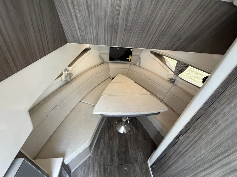Slide: The Image of Sea Ray Sundancer 320 Outboard 2026 - 60