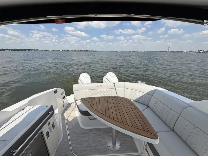 Slide: The Image of Sea Ray Sundancer 320 Outboard 2026 - 64