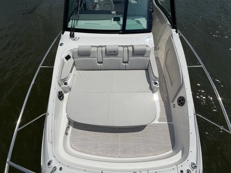 Slide: The Image of Sea Ray Sundancer 320 Outboard 2026 - 68