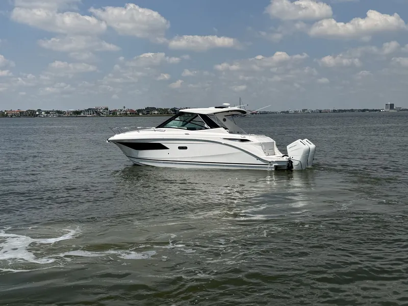 Slide: The Image of Sea Ray Sundancer 320 Outboard 2026 - 8