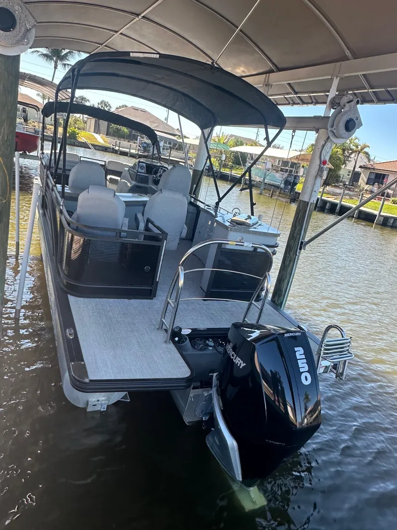 Slide: The Image of Harris Solstice 250 2022 - 7