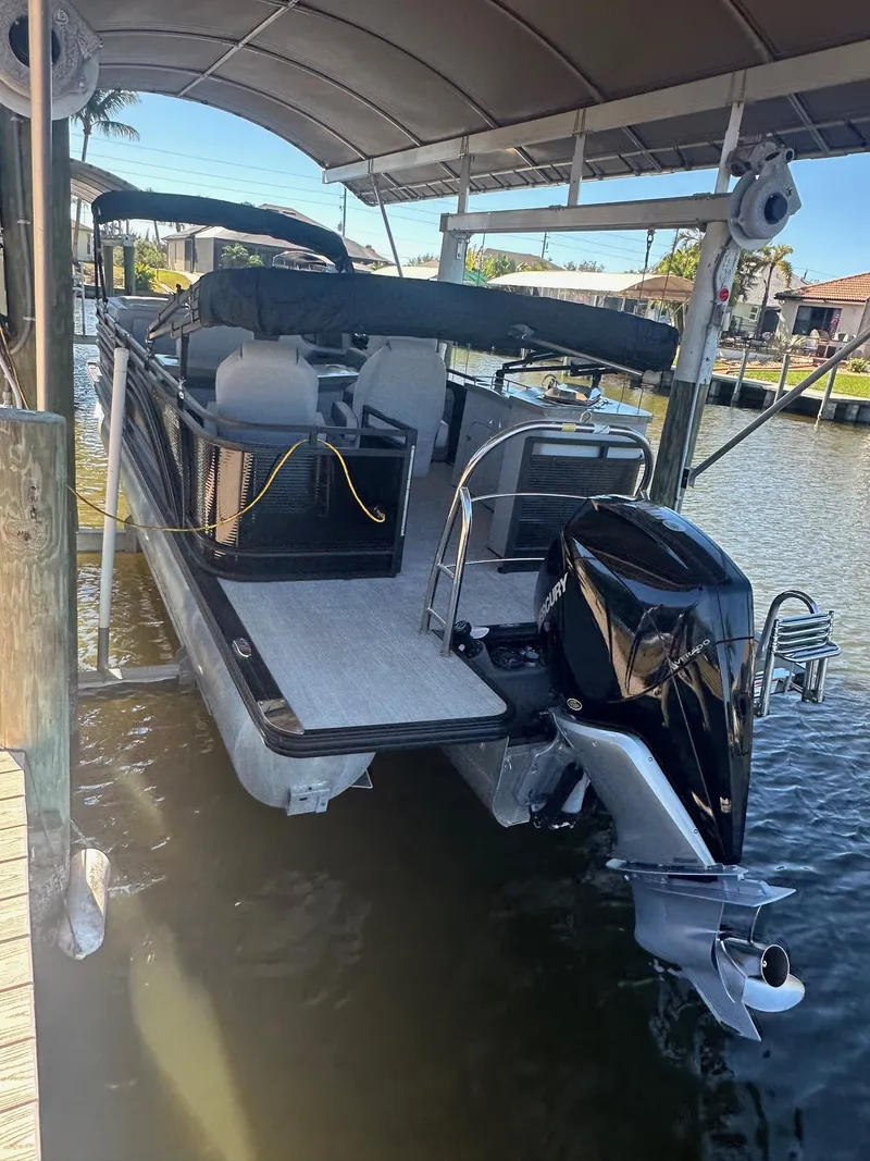 Slide: The Image of Harris Solstice 250 2022 - 8