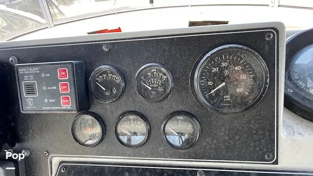 Slide: The Image of Carver Yachts 33 Aft Cabin 1992 - 15935721