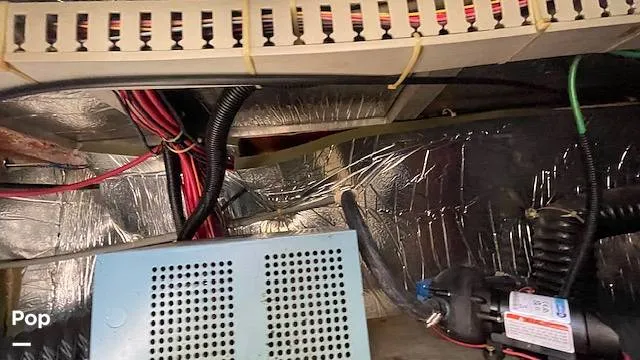 Slide: The Image of Carver Yachts 33 Aft Cabin 1992 - 15935729