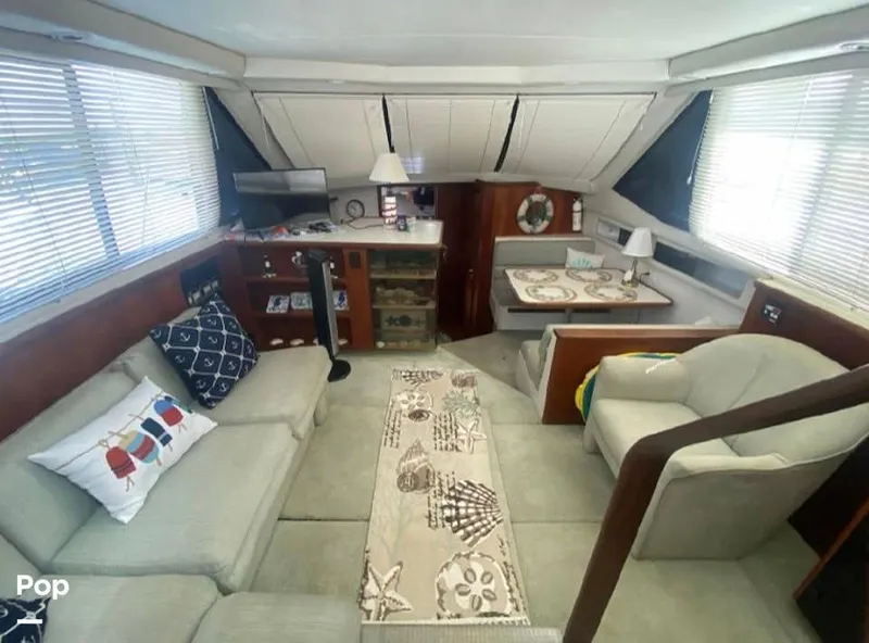Slide: The Image of Carver Yachts 33 Aft Cabin 1992 - 15778965