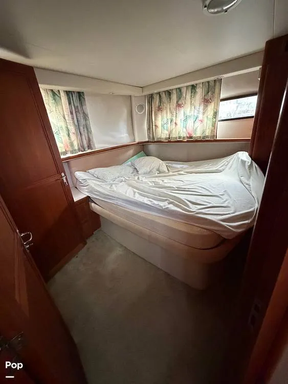 Slide: The Image of Carver Yachts 33 Aft Cabin 1992 - 16646405