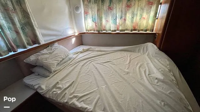 Slide: The Image of Carver Yachts 33 Aft Cabin 1992 - 15935748