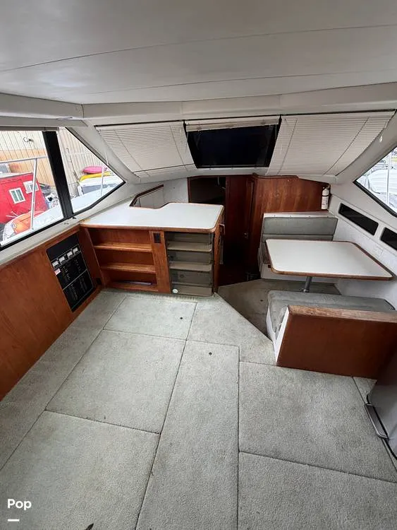 Slide: The Image of Carver Yachts 33 Aft Cabin 1992 - 16646403