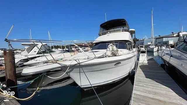 Slide: The Image of Carver Yachts 33 Aft Cabin 1992 - 15935715