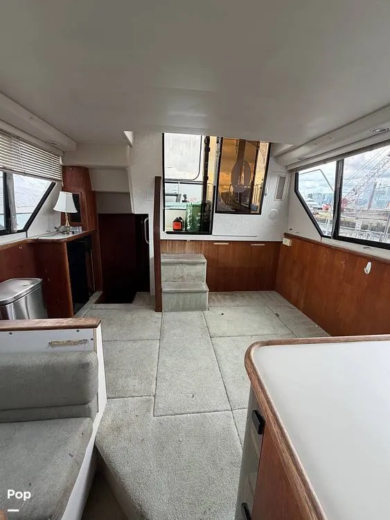 Slide: The Image of Carver Yachts 33 Aft Cabin 1992 - 16646404