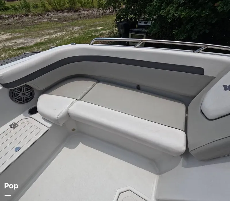 Slide: The Image of Starcraft SVX 191 2022 - 15599804